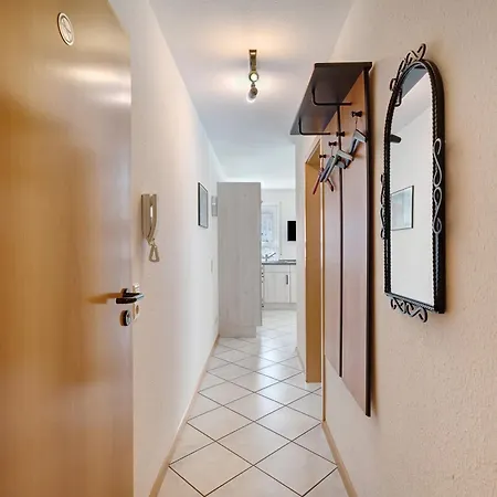 Haus Am Weinberg 2 * 恩丁根