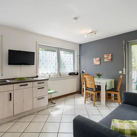 Haus Am Weinberg 2 Apartment