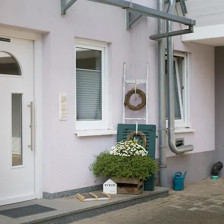 Haus Am Weinberg 2 Apartment *