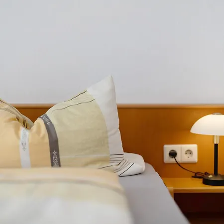 公寓 Haus Am Weinberg 2