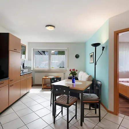 Haus Am Weinberg 2 *