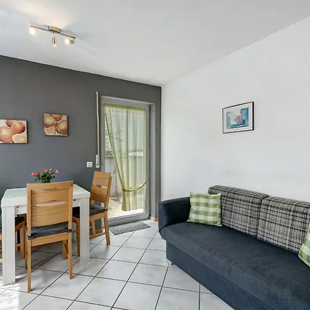 Haus Am Weinberg 2 * 恩丁根